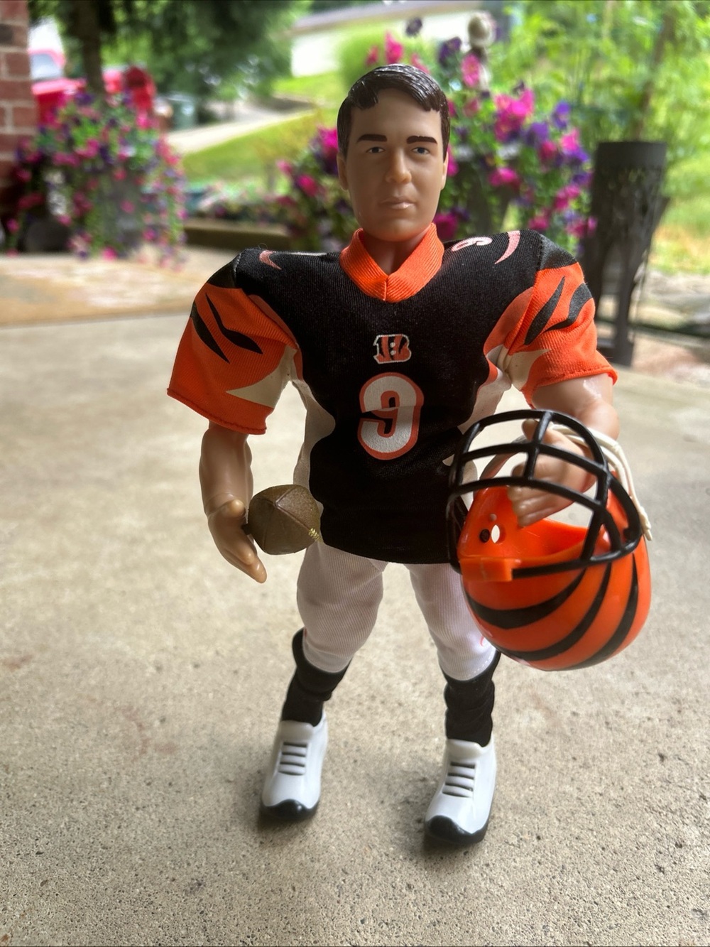 Cincinnati Bengals #9 Football Gladiators  10 inch Action Figure Helmet/football